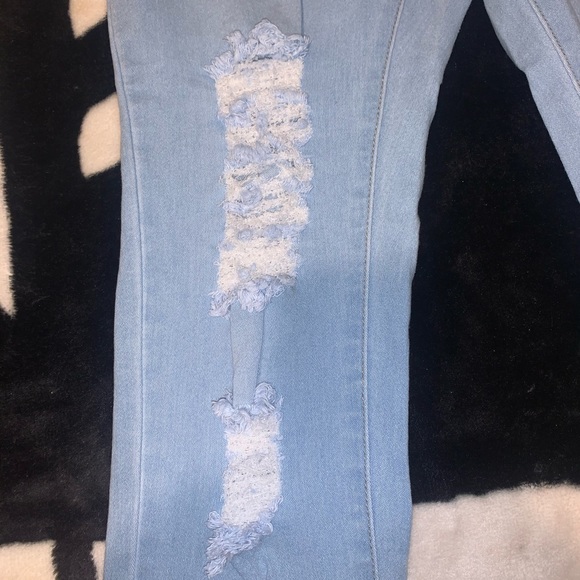 FashionNova High Waist Tempe Distressed Jeans - Picture 5 of 13